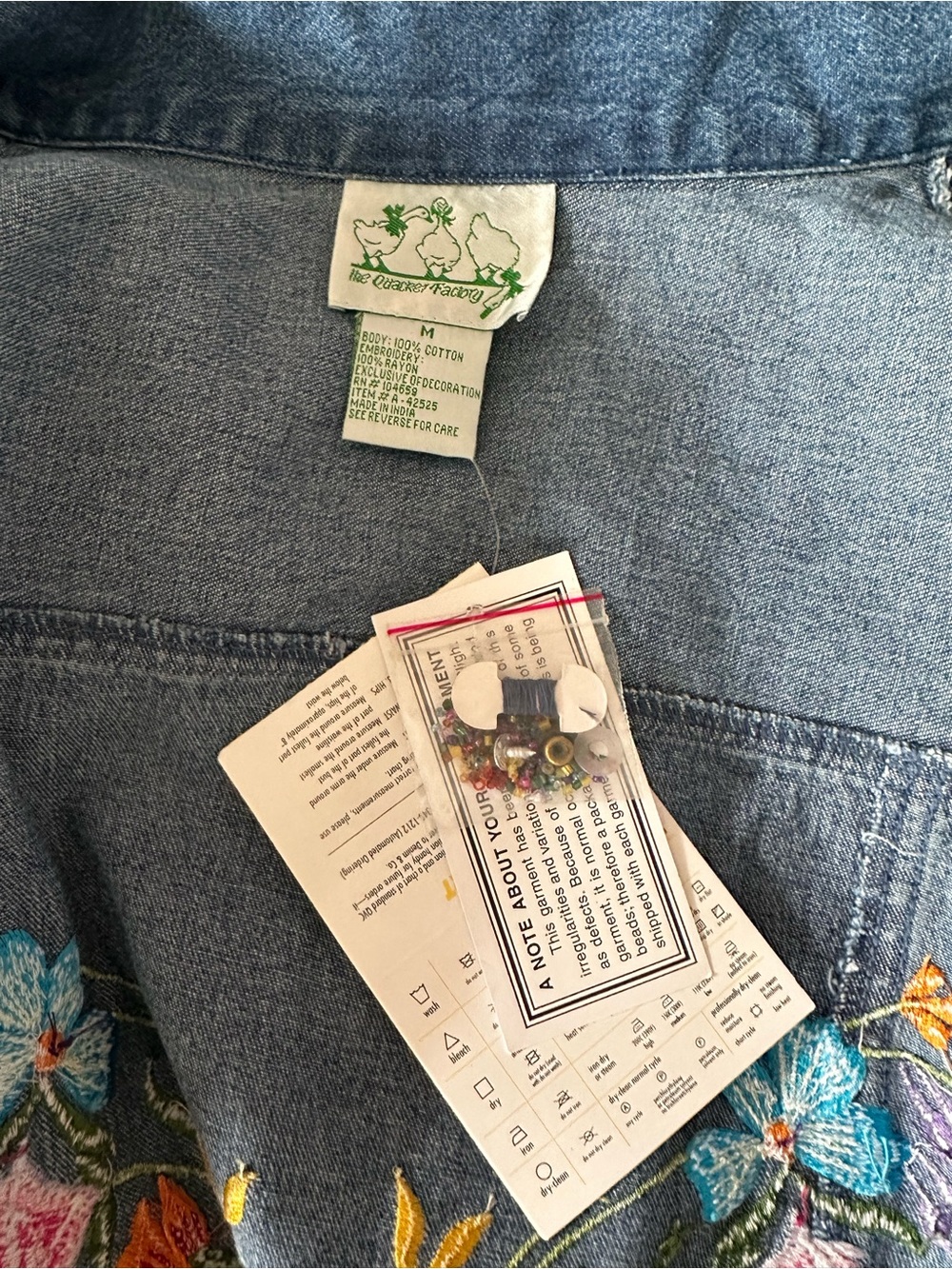 NWT Quacker Factory Blue Denim Jacket with Colorful Floral Embroidery - Picture 4 of 4